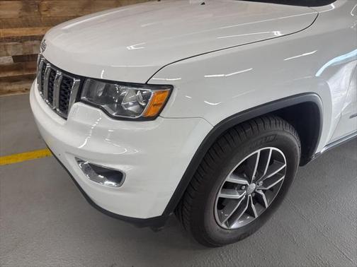 2017 Jeep Grand Cherokee Limited X