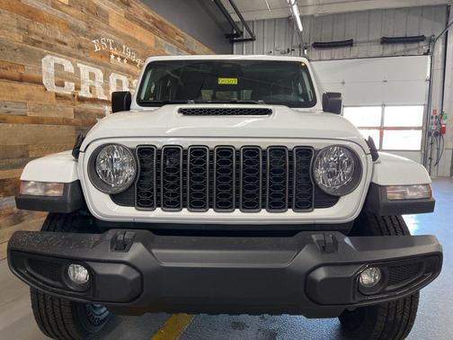 2026 Jeep Gladiator Sport S