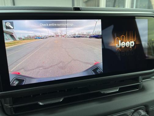 2026 Jeep Gladiator Mojave 4x4