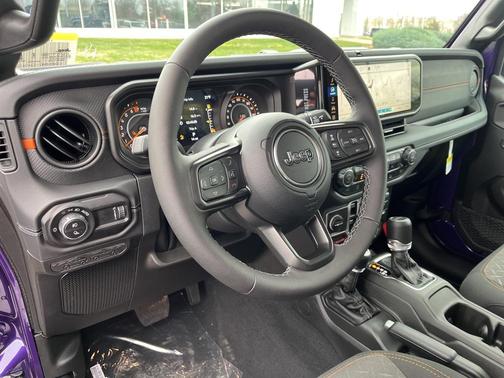 2026 Jeep Gladiator Mojave 4x4