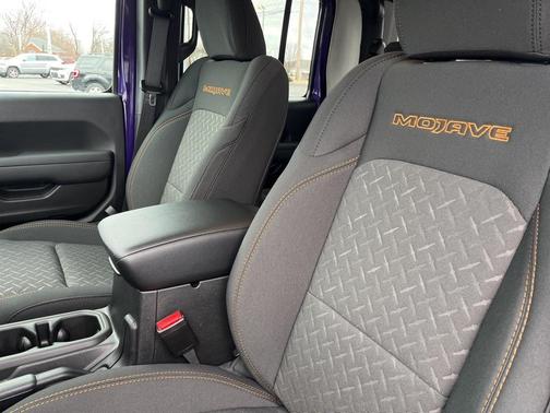 2026 Jeep Gladiator Mojave 4x4