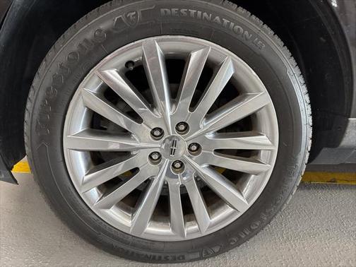 2015 Lincoln MKX Base