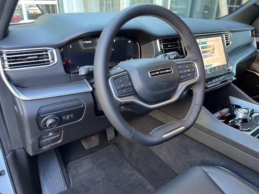 2026 Jeep Grand Wagoneer Limited Reserve 4x4