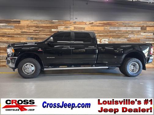 2021 RAM 3500 Tradesman Crew Cab 4x4 8' Box