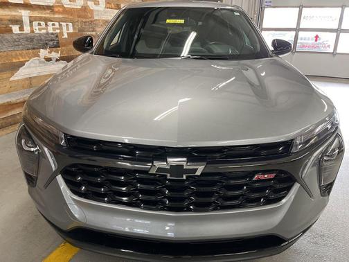 2024 Chevrolet Trax FWD 1RS