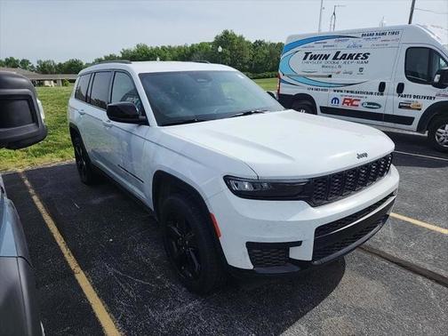 2022 Jeep Grand Cherokee L Altitude