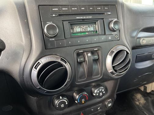 2018 Jeep Wrangler JK Sport