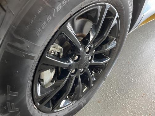 2023 Jeep Cherokee Altitude