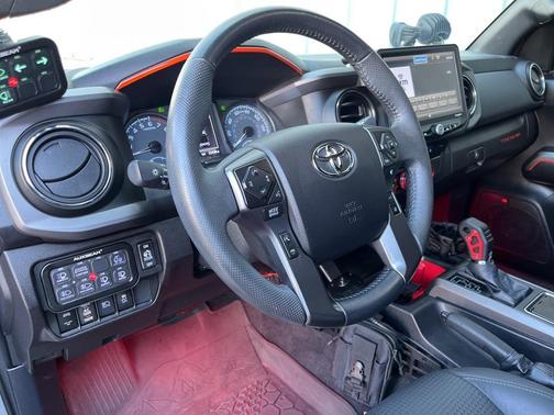 2022 Toyota Tacoma TRD Sport