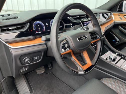 2025 Jeep Grand Cherokee L Summit Reserve