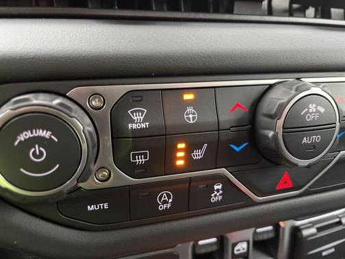 2026 Jeep Gladiator Mojave 4x4