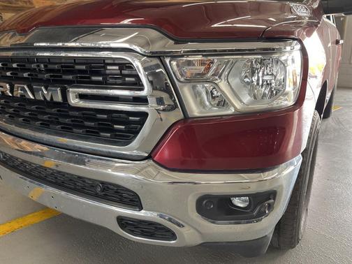 Delmonico Red Pearlcoat 2022 RAM 1500 Big Horn/Lone Star