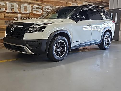 2024 Nissan Pathfinder Rock Creek 4WD