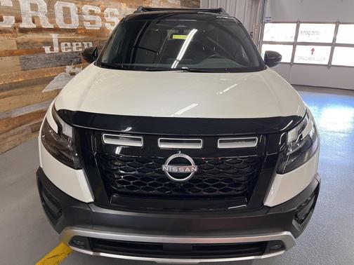 2024 Nissan Pathfinder Rock Creek 4WD