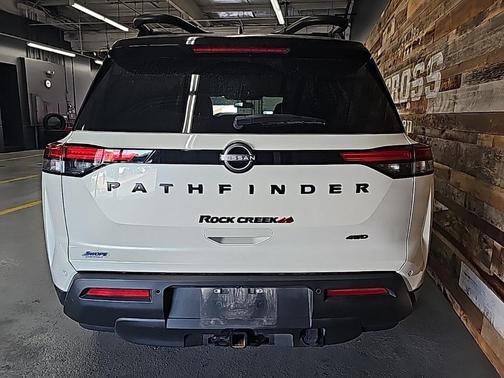 2024 Nissan Pathfinder Rock Creek 4WD