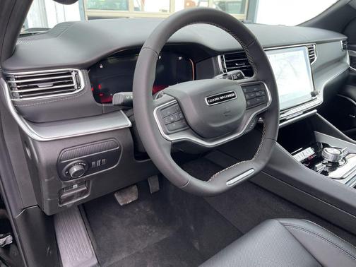 2026 Jeep Grand Wagoneer Limited Reserve 4x4