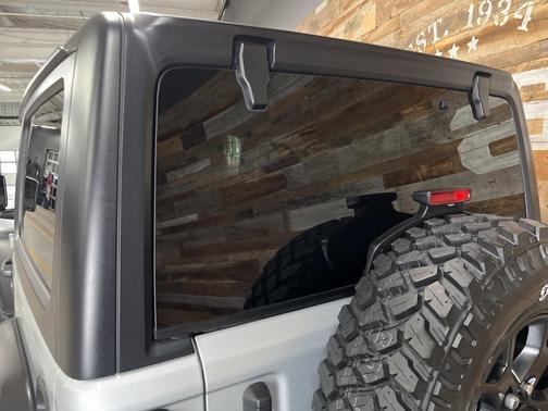 2022 Jeep Wrangler Willys