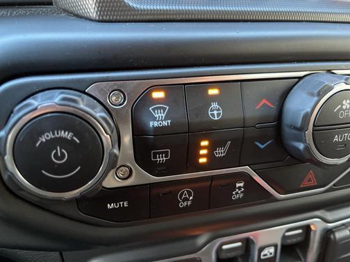 2023 Jeep Wrangler Willys