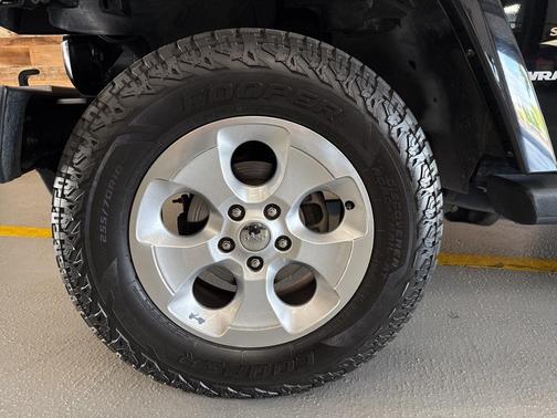 2013 Jeep Wrangler Sahara