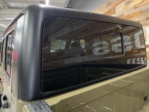 2026 Jeep Gladiator Willys 4x4