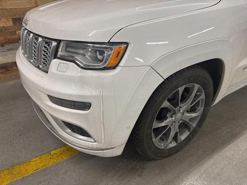 2019 Jeep Grand Cherokee Summit