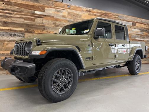 2026 Jeep Gladiator Sport S
