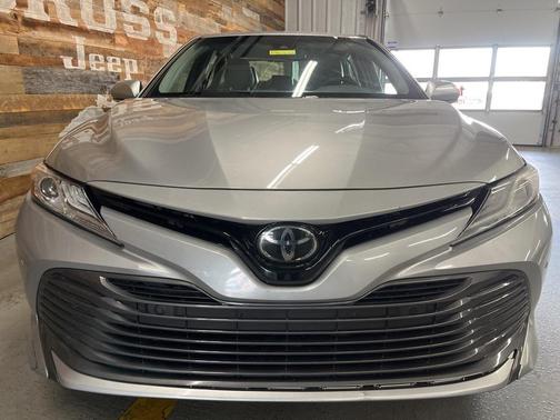 2018 Toyota Camry XLE
