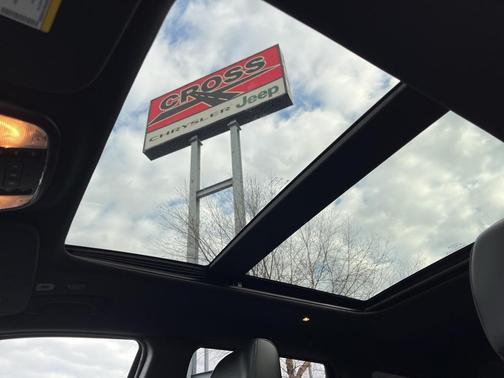 2018 Jeep Grand Cherokee Sterling Edition