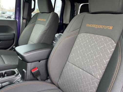 2026 Jeep Gladiator Mojave 4x4