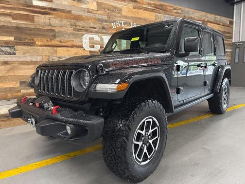 Black Clearcoat 2026 Jeep Wrangler Rubicon