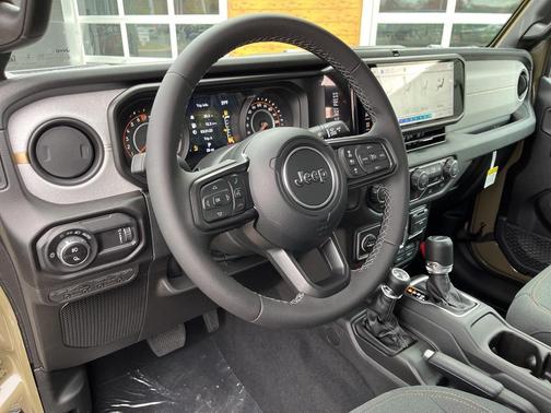 2026 Jeep Gladiator Willys 4x4