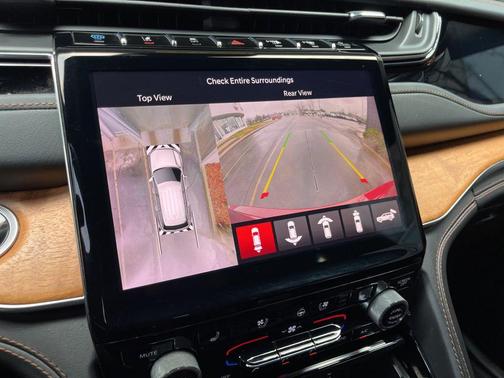 2022 Jeep Grand Cherokee 4xe Summit Reserve