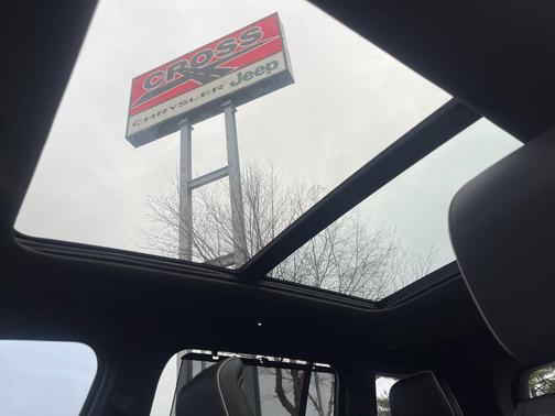 2022 Jeep Grand Cherokee 4xe Summit Reserve