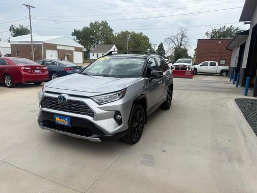 2020 Toyota RAV4 Hybrid XSE