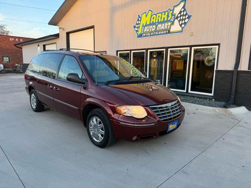2007 Chrysler Town & Country Limited