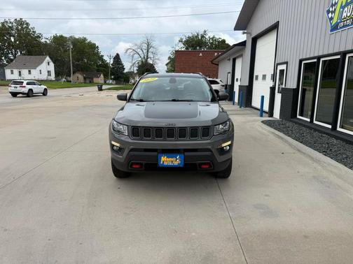 Gray 2020 Jeep Compass Trailhawk