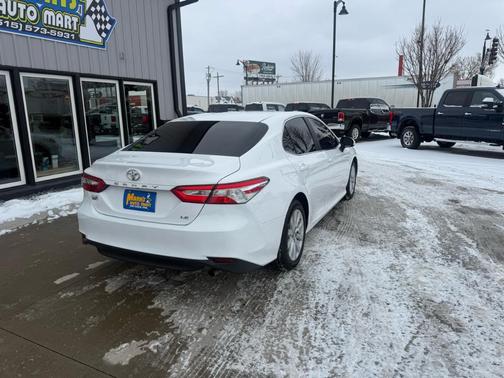 2018 Toyota Camry XLE