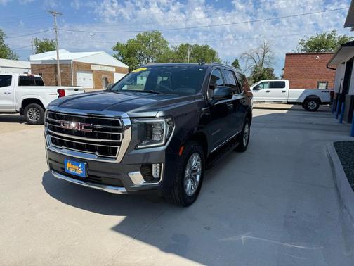 Dark Sky Metallic 2021 GMC Yukon SLT