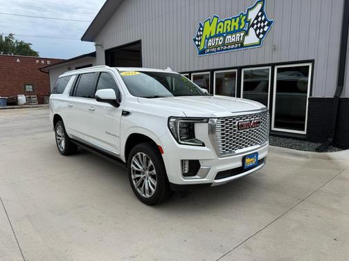 White 2021 GMC Yukon XL Denali
