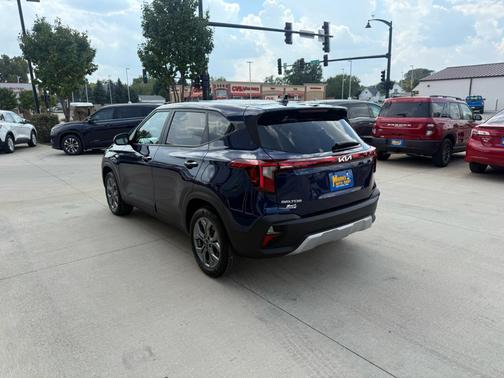 2025 Kia Seltos LX
