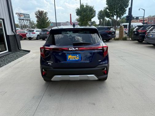 2025 Kia Seltos LX