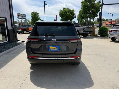 Gray 2024 Jeep Grand Cherokee 4xe Base