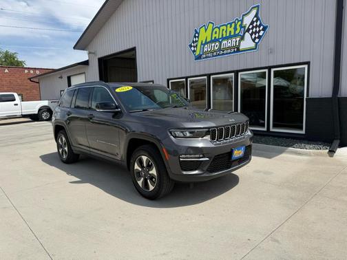 Gray 2024 Jeep Grand Cherokee 4xe Base