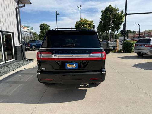 Black 2018 Lincoln Navigator Select