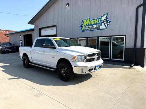 2019 RAM 1500 Classic SLT