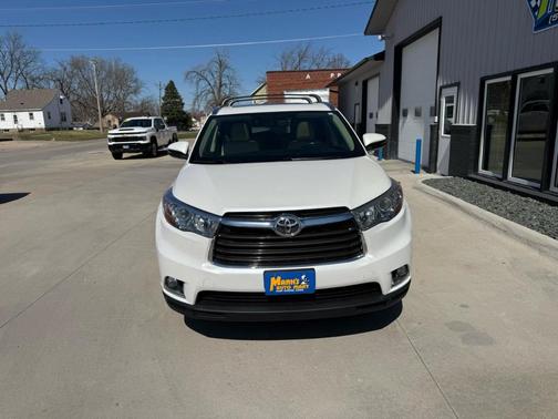 2016 Toyota Highlander Limited