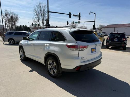 2016 Toyota Highlander Limited