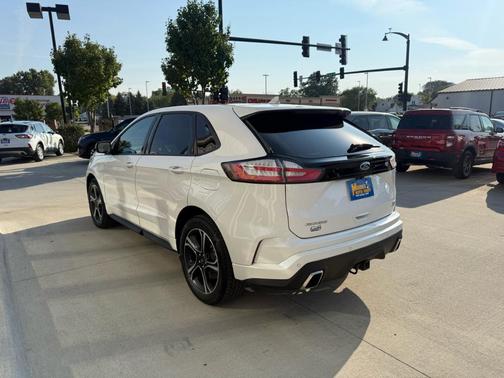 2019 Ford Edge ST