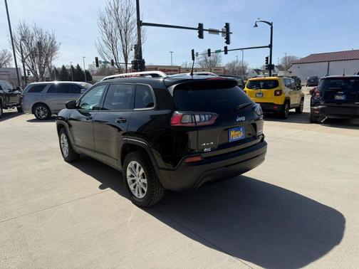 2020 Jeep Cherokee Latitude