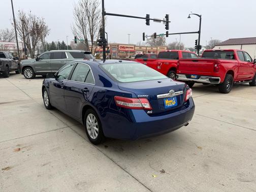 2010 Toyota Camry LE